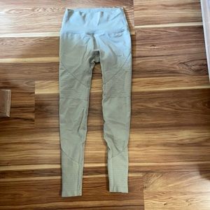 Alphalete seamless leggings